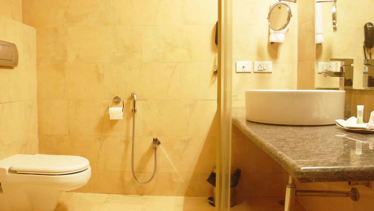 Classic Luxury Service Apartments Visakhapatnam Esterno foto