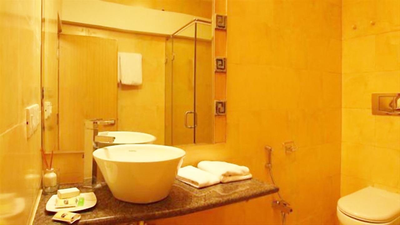 Classic Luxury Service Apartments Visakhapatnam Esterno foto