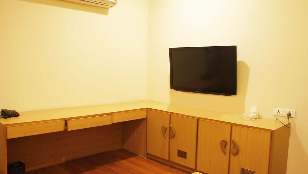 Classic Luxury Service Apartments Visakhapatnam Esterno foto
